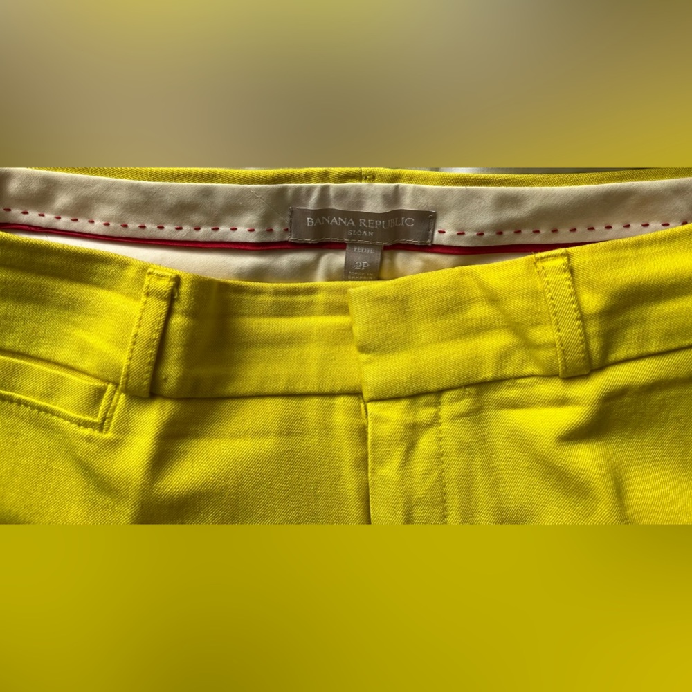 Banana Republic Sloan style pants. Bright yellow Size 2 petite gently used